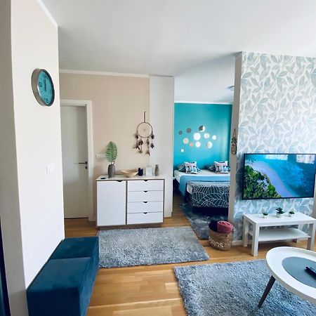 Apartman Otoka-Meandar SJJ Exteriér fotografie